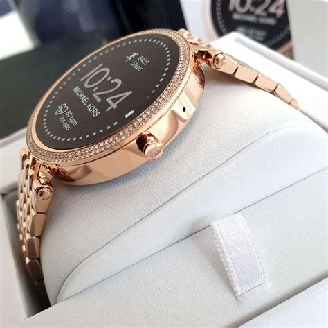 how to set the time on my michael kors smartwatch|Michael Kors watch set time.